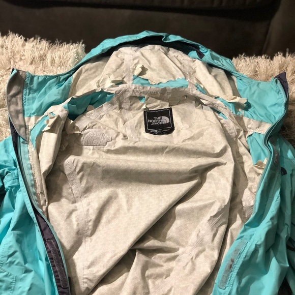 North face rain jacket - Picture 2 of 2